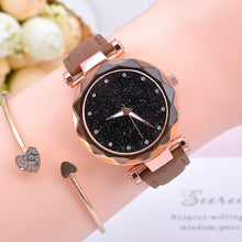 Load image into Gallery viewer, Fashion Starry Sky Women Watches Top Sale Leather Ladies Bracelet Watch Quartz Wristwatches Casual Female Clock Relogio Feminino

